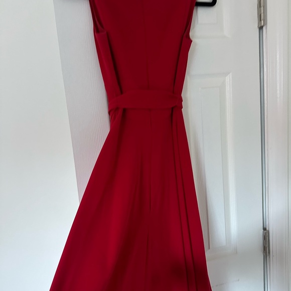 Dress - Picture 7 of 9